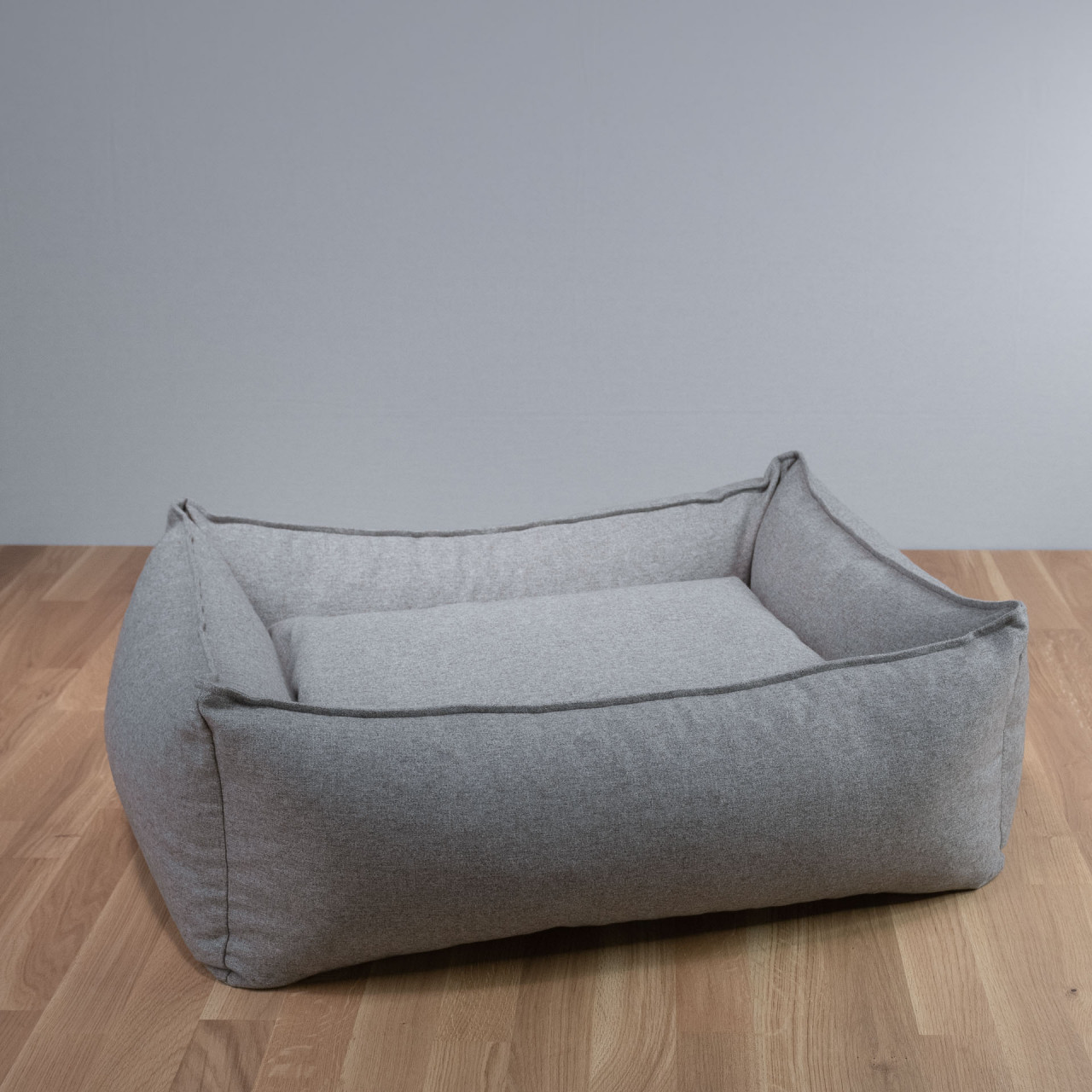 Dog bed &quot;Leontes&quot; light grey