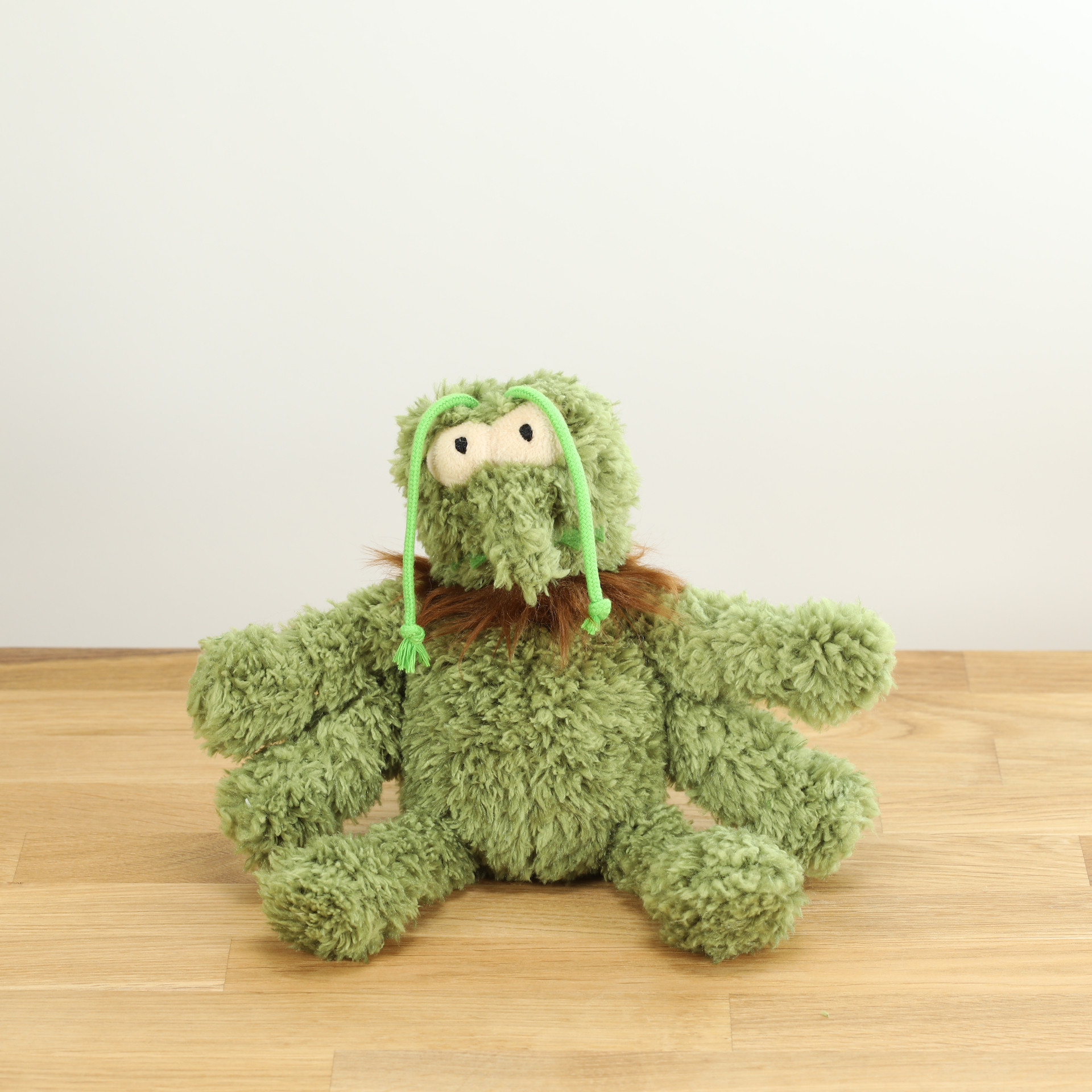 Dog toy Scratchy, the green flea