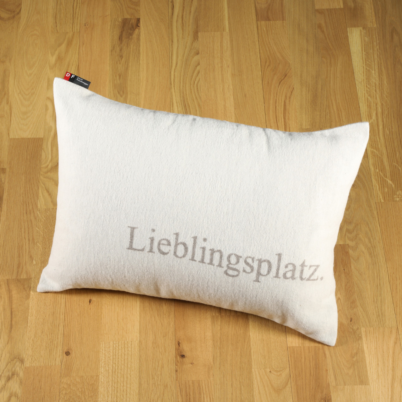 Pillow &quot;Lieblingsplatz&quot; smoke