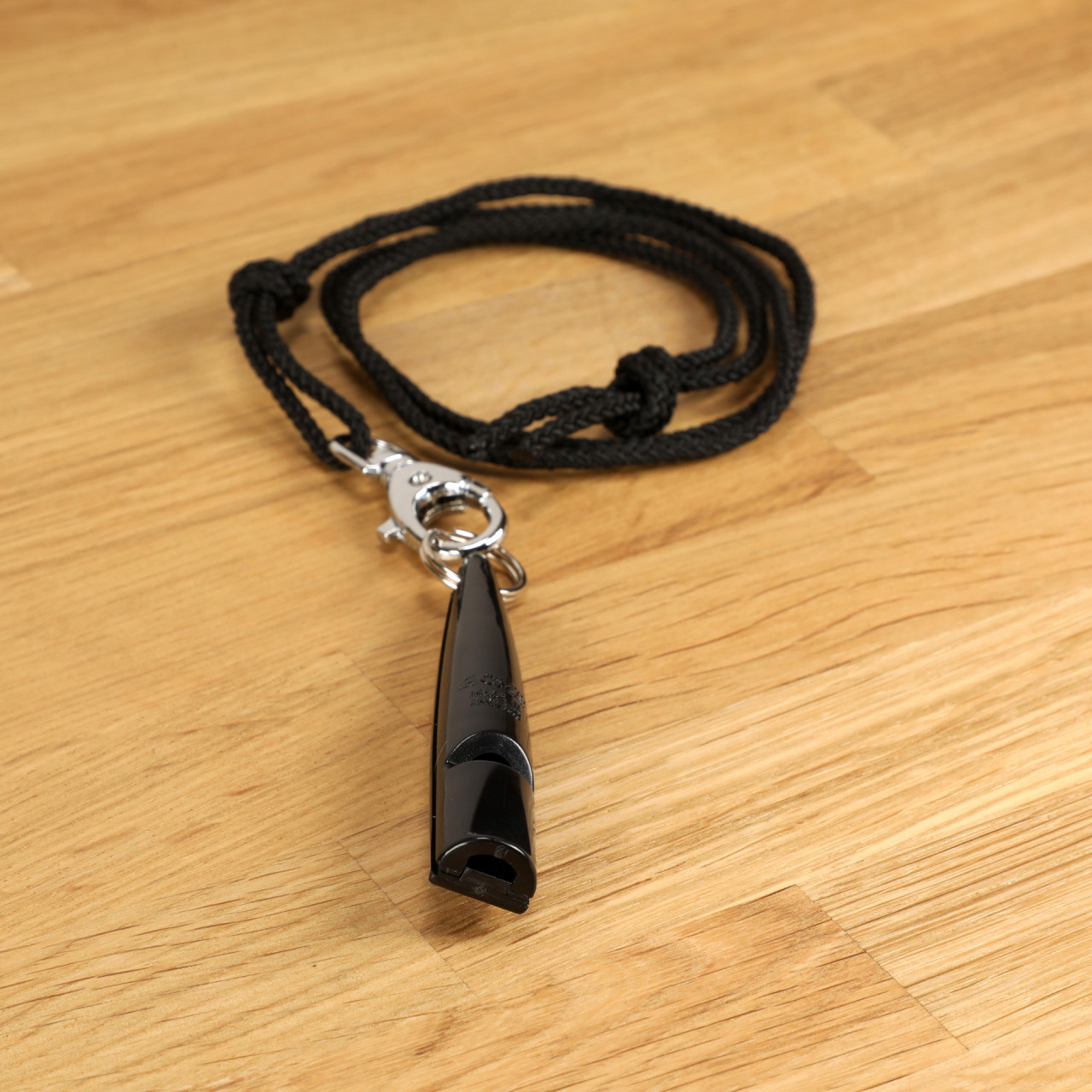 ACME whistle 210.5 black with whistle band