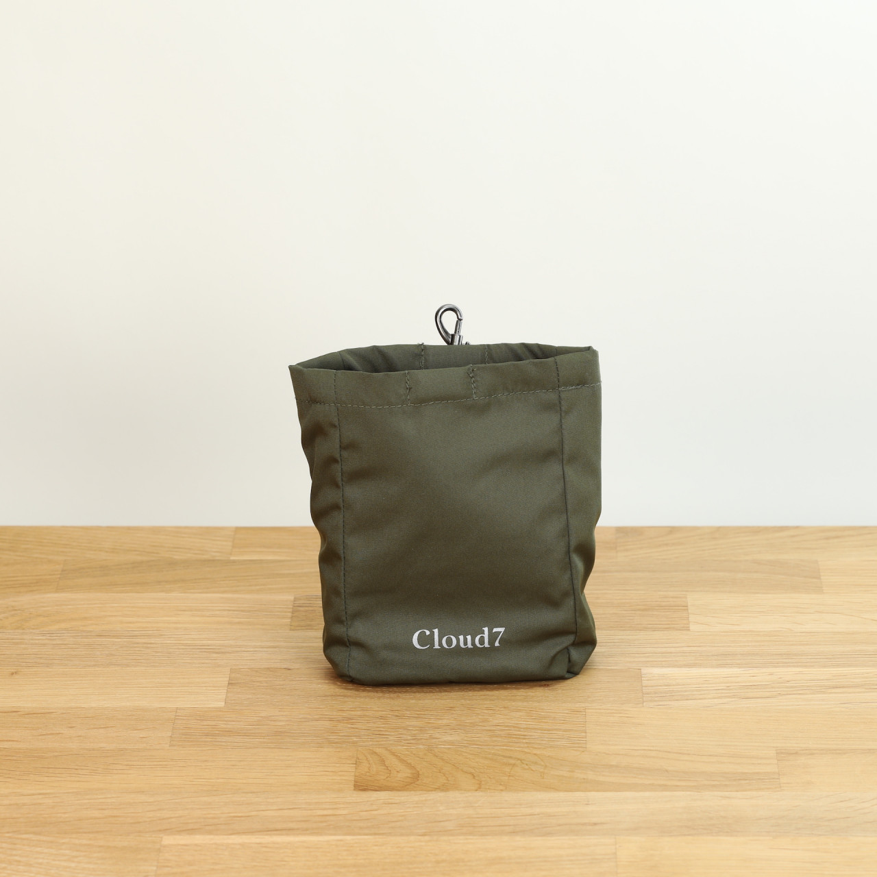Leckerlitasche Calgary oliv