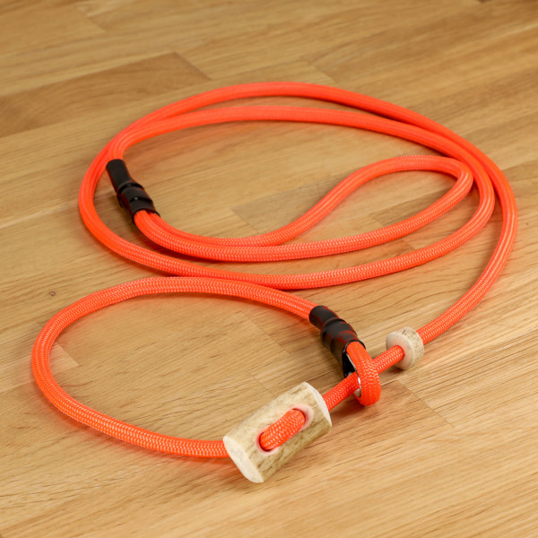 Moxon leash neon orange with tension limiter